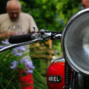 260808_motorrad_ariel