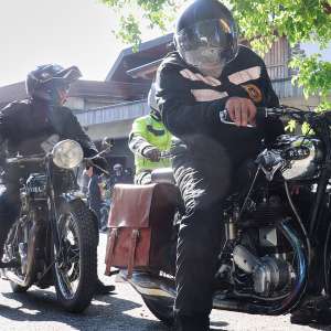 260808_motorrad_ariel
