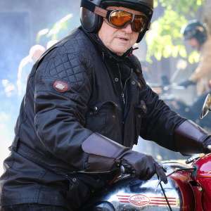 260808_motorrad_ariel