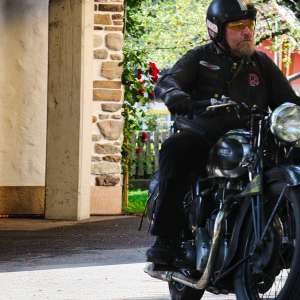 260808_motorrad_ariel